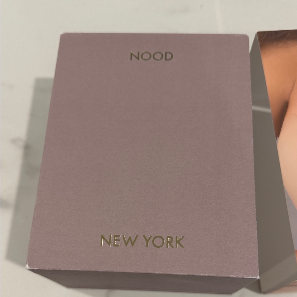 NOOD Ultra Thin Adhesive Bra - Cream - Picture 2 of 6